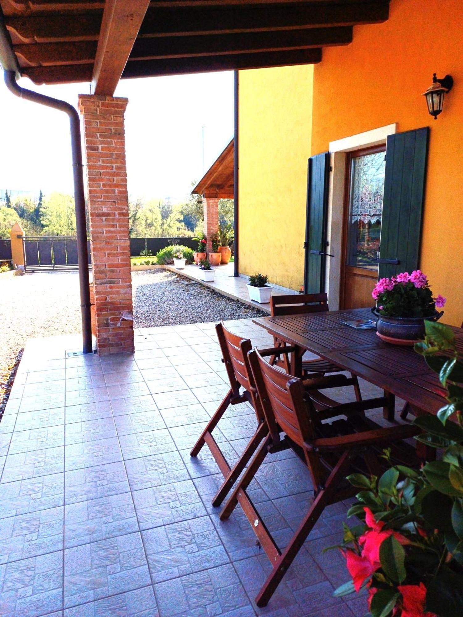 B&B Civico 61 Pastrengo Esterno foto